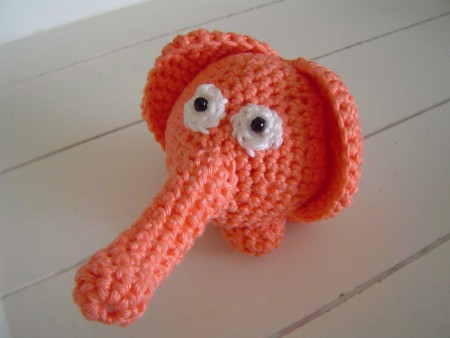 iets groter olifantje